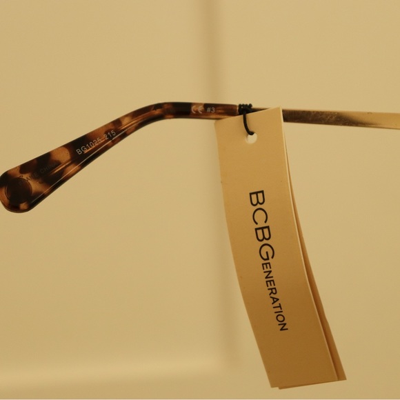 BCBG Mirrored Tortoise Shell Ladies Sunglasses - Picture 5 of 5